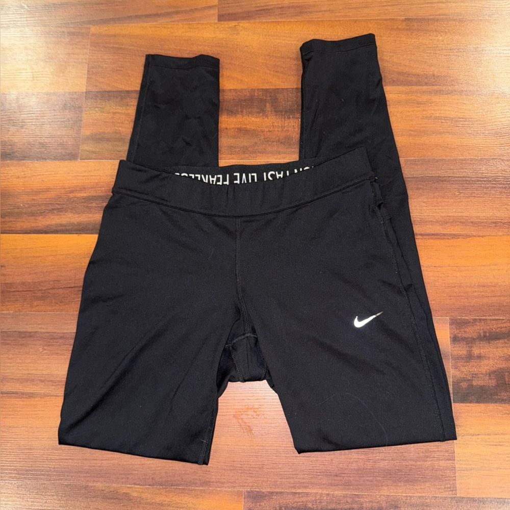 Nike Black Performance Leggings Run Fast Live Fearless